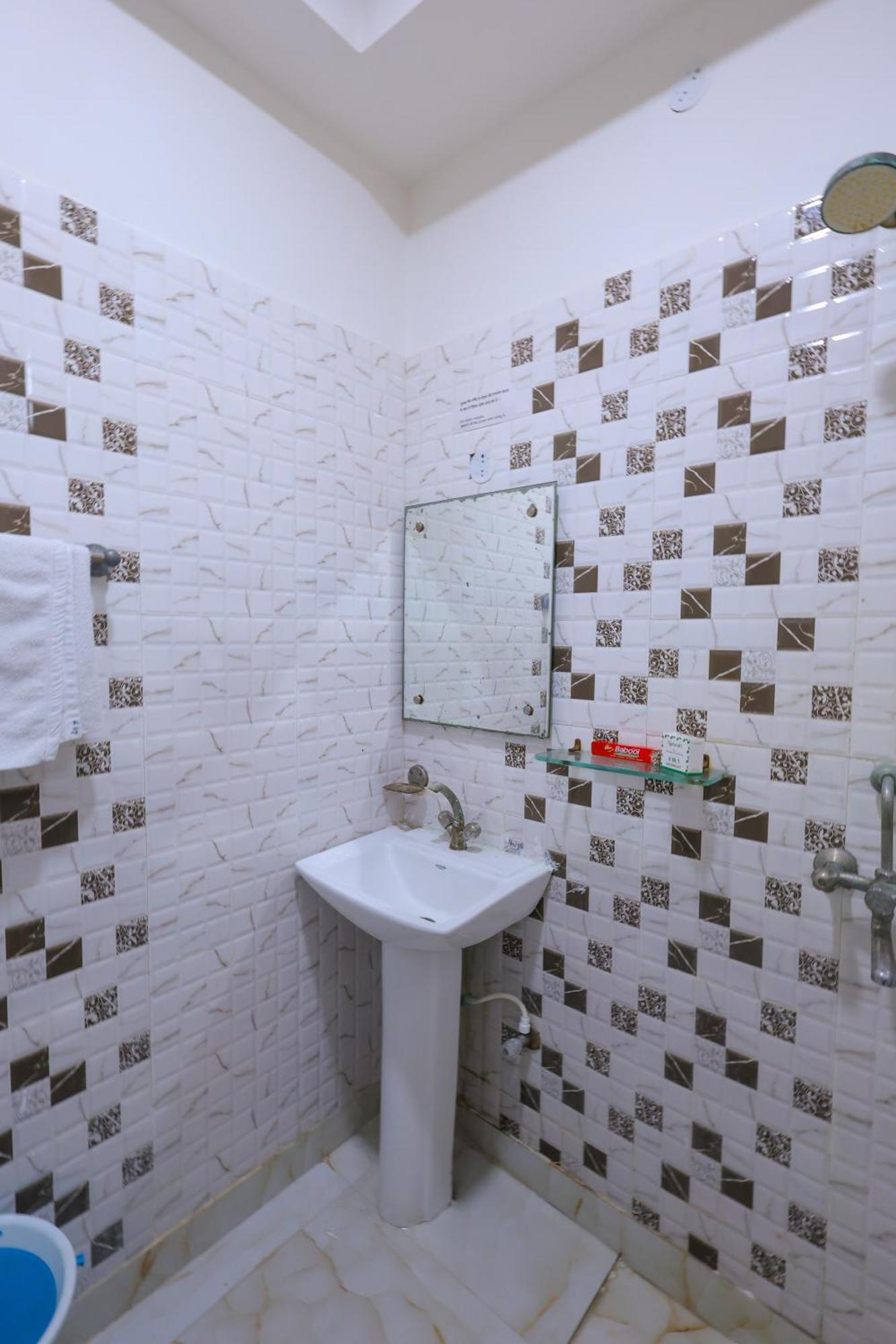 Taj Classic Agra Agra  Εξωτερικό φωτογραφία