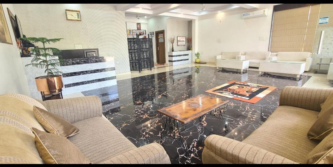 Taj Classic Agra Agra  Εξωτερικό φωτογραφία
